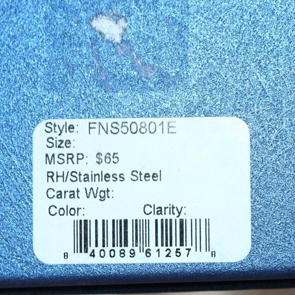 New in Box - Savvy Cie Jewels - Floating Initial "E" Necklace -Rhodium Stainless - Picture 6 of 6